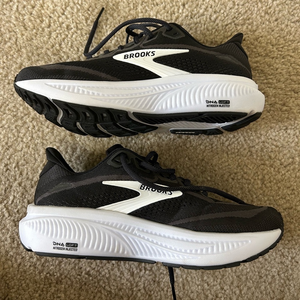 Brooks Ghost 18